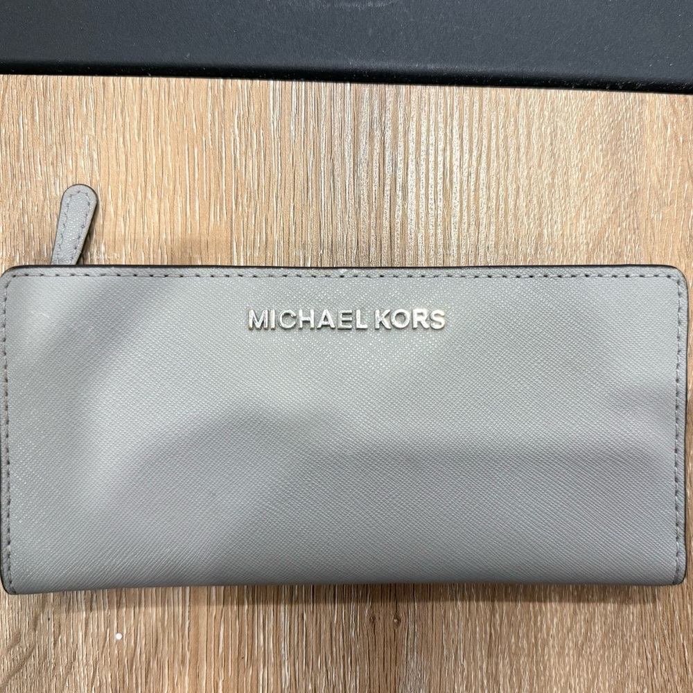 Michael Kors Light Gray Wallet